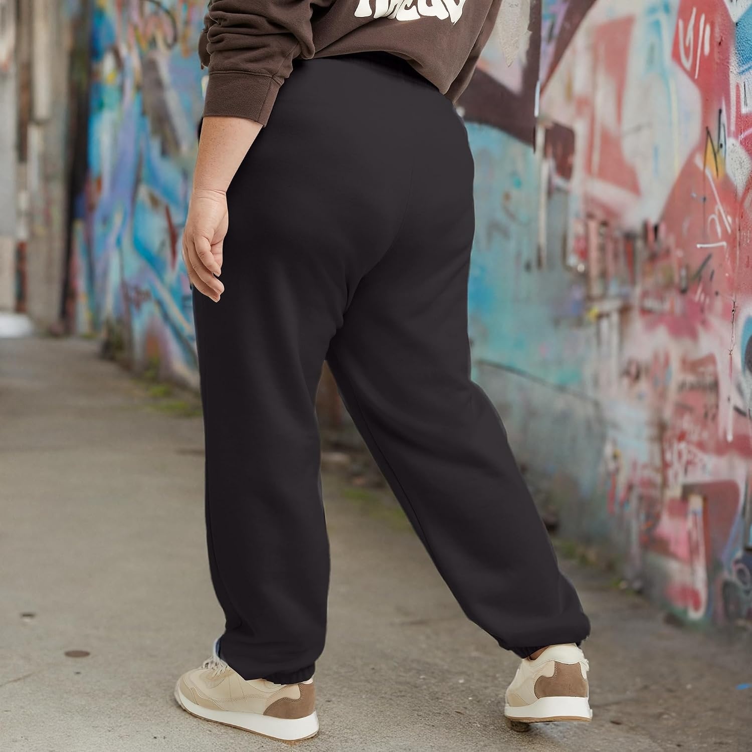 image:imageHanes Womens Originals Midweight Fleece Joggers Sweatpants with Pockets 30 PlusBlack