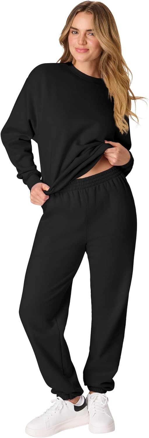 image:imageHanes Womens Originals Midweight Fleece Joggers Sweatpants with Pockets 30 PlusBlack